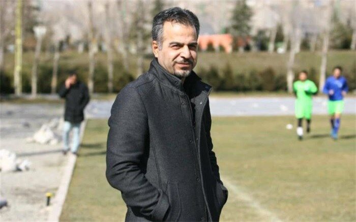 حمله سرپرست استقلال به پرسپولیس:  اگر فوتبال فقط یک تیم است لیگ را با همان یک تیم برگزار کنند