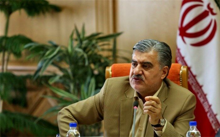 عزیزی: مملکت در شرایط دعوا نیست، مجلس و دولت باید تعامل کنند