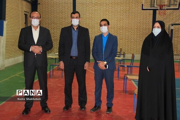 بازدید مدیرکل آموزش و پرورش استان بوشهر از حوزه‌های امتحانی