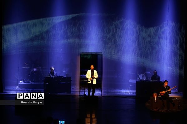 کنسرت آنلاین علیرضا قربانی