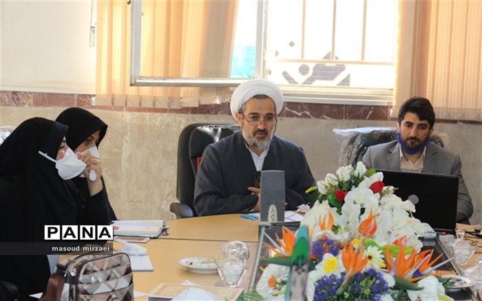مربیان پرورشی، خود را با فناوری های جدید به روز کنند