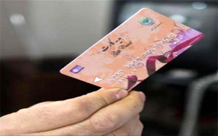 نماینده گناباد تذکر داد: یک نماینده در پس دادن کارت هدیه باید ریا می‌کرد؟