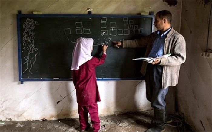 ابلاغ بخشنامه «حقوق و مزایای کارکنان وظیفه در سال 1399» به آموزش و پرورش استان‌ها