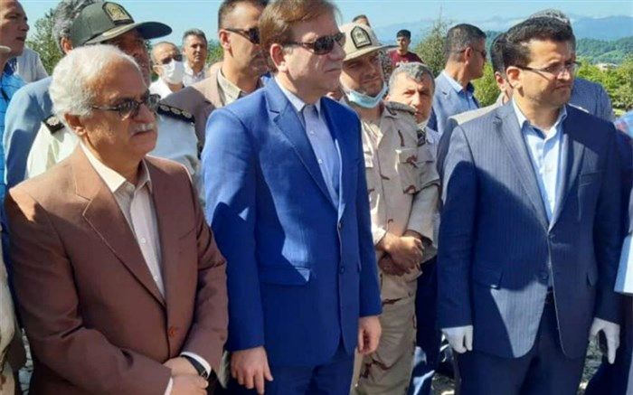 استاندار گیلان از پروژه احداث بزرگراه آستارا و بارانداز ریلی بازدید کرد