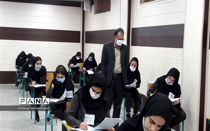 بازدید شهبازبیگی از روند برگزار ی امتحانات نهایی منطقه۱۰