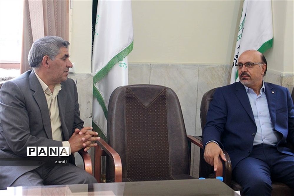 بازدید مشاور معاون پرورشی وزارت آموزش و پرورش از سازمان دانش‌آموزی کرمان