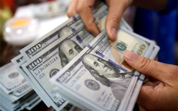 قیمت دلار به ۱۶۹۳۰ تومان رسید