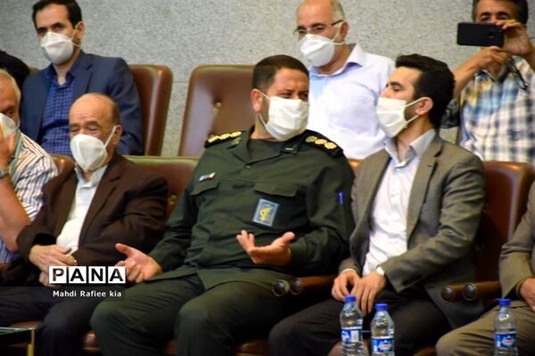 برگزارى مراسم آزادسازى زندانیان جرائم غیر عمد ورزشکار و جوان آذربایجان شرقى.