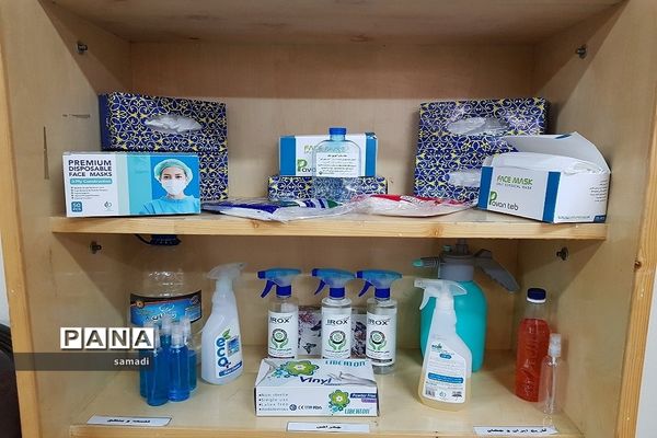 حضور پرشور دانش‌آموزان پایه دوازدهم منطقه 13 در حوزه‌های امتحانی