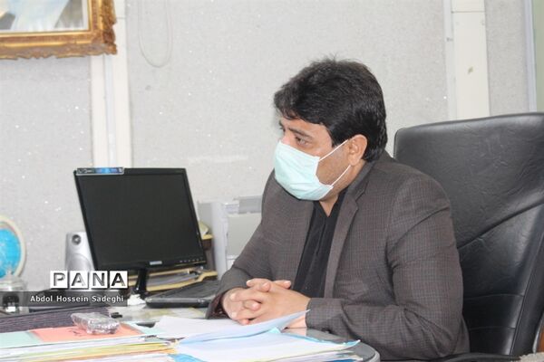 نشست هم‌اندیشی کارکنان سازمان دانش آموزی استان بوشهر با محوریت تولید محتوا جهت شبکه آموزش دانش آموزی ( شاد )