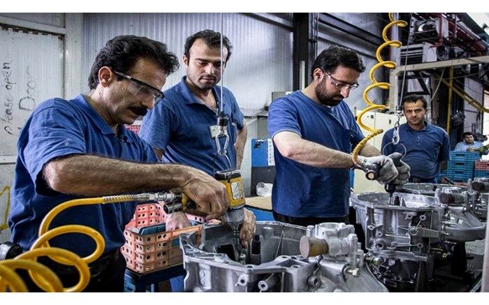  دبیر اجرایی خانه کارگر تبریز: کارگران از پیشگامان توسعه و پیشرفت کشور هستند