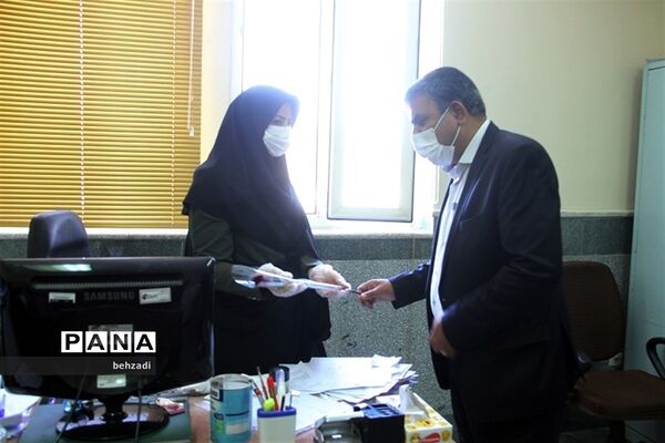 تجلیل از کادر کلینیک فرهنگیان