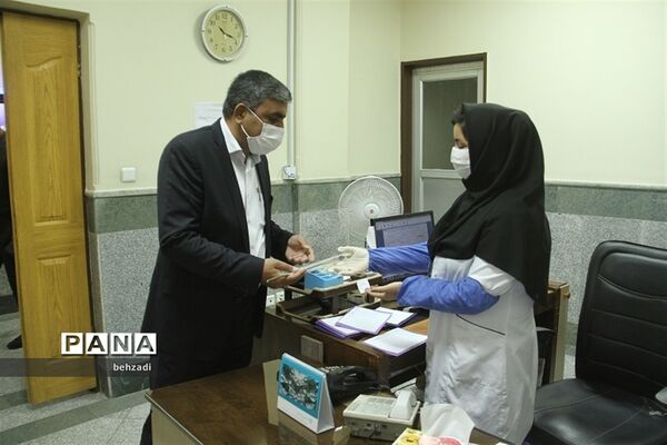 تجلیل از کادر کلینیک فرهنگیان