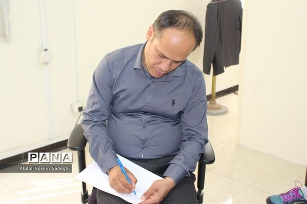 جلسه ویدئو کنفرانس مدیران، معاونان و مسئولان تشکل‌های دانش‌آموزی استان بوشهر با سازمان‌های دانش‌آموزی کشور پیرامون شبکه آموزشی شاد