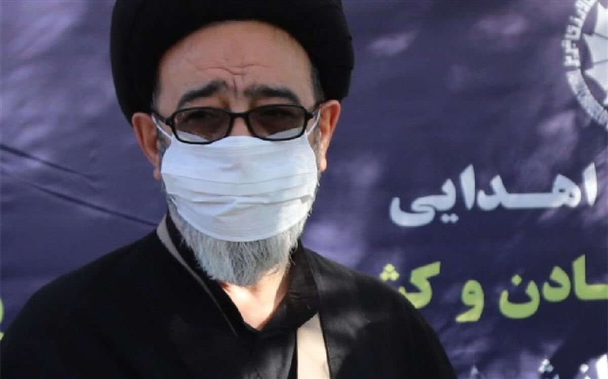 اقتصاد باید از دولتی بودن خارج شود و به مردم واگذار گردد