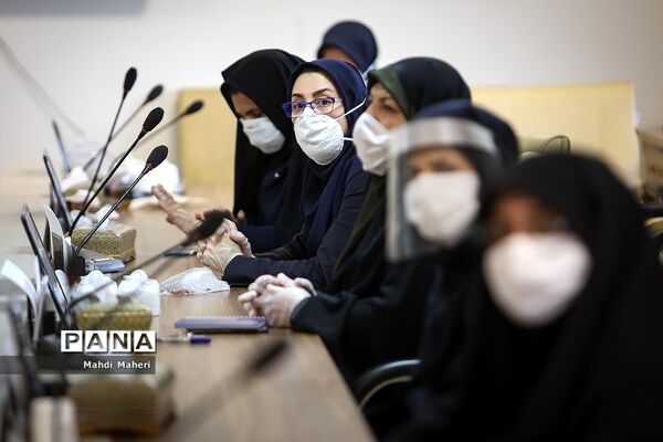 مراسم تکریم ومعارفه مدیرکل دفتر سلامت و تندرستی