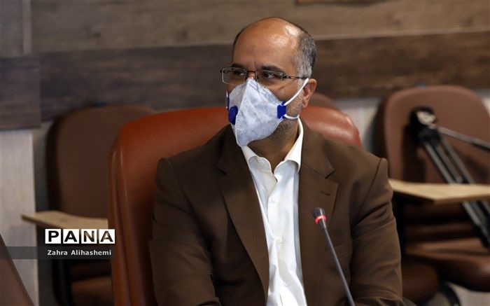 کریمی: باید تلاش کنیم مدرسه ای بدون مشاور نماند