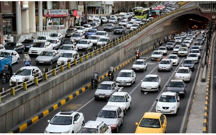 ترافیک پرحجم صبحگاهی در ۱۱ معبر اصلی پایتخت
