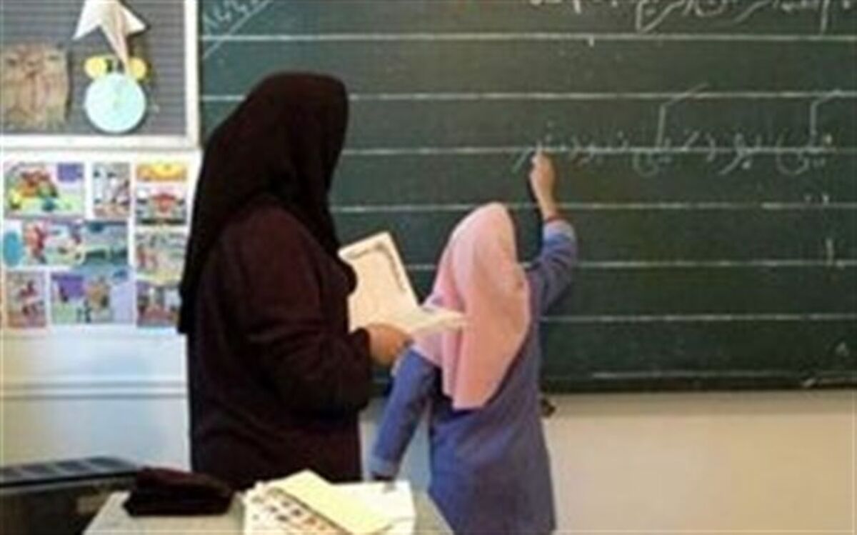 معلم بزرگترین مصلح تاریخ و جهان است