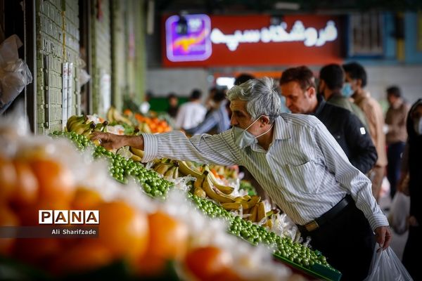 فاصله‌گذاری اجتماعی هوشمند  در بازار میوه تره بار