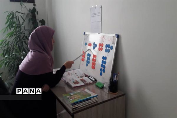 تداوم تلاش معلمان تهرانی برای تدریس در فضای مجازی