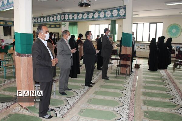 برگزاری آیین سپاس معلم درآموزشگاه متوسطه دوره اول سبلان ناحیه یک اردبیل