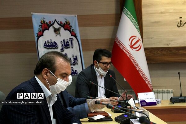 ویدئو کنفرانس مدیرکل آموزش و پرورش آذربایجان شرقی با معلمان منتخب نواحی و مناطق