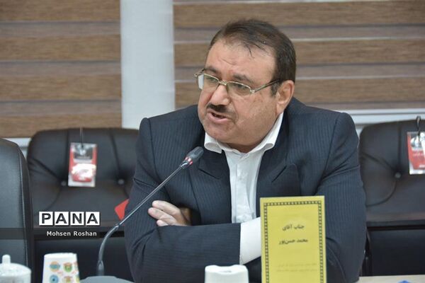 تجلیل از فعالان سوادآموزی استان‌ بوشهر
