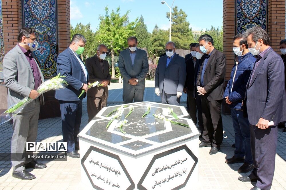 تجدید میثاق فرهنگیان آذربایجان غربی با آرمانهای شهداء