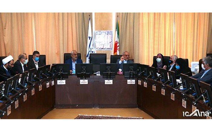 بررسی مشکلات سامانه " شاد " در کمیسیون آموزش