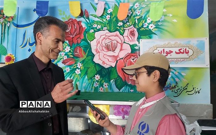 معلمان باید کلاس مجازی را  در ساعات آموزشی برای دانش آموزان برگزار کنند