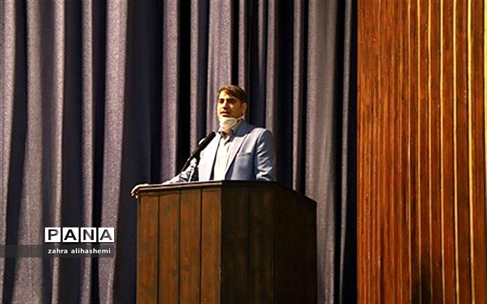 به 44 هزار دانش آموز ابتدایی جامانده از آموزش مجازی کمک می کنیم