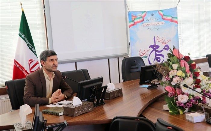 معلم میزان الحراره جامعه و محور تعلیم و تربیت، رشد و توسعه و پیشرفت جوامع انسانی است