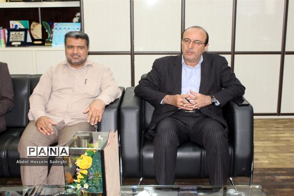 دیدارمسئول سازمان بسیج فرهنگیان سپاه امام صادق (ع)  استان بوشهر با مدیرکل آموزش و پرورش استان