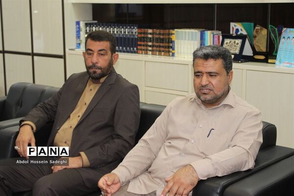 دیدارمسئول سازمان بسیج فرهنگیان سپاه امام صادق (ع)  استان بوشهر با مدیرکل آموزش و پرورش استان