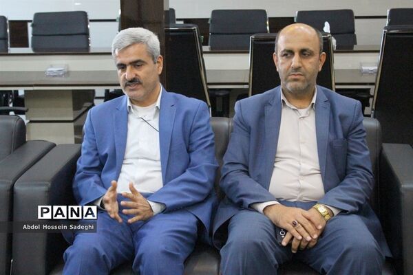 دیدارمسئول سازمان بسیج فرهنگیان سپاه امام صادق (ع)  استان بوشهر با مدیرکل آموزش و پرورش استان