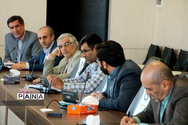 پیشکسوتان عرصه تربیت در کارگروه مشورتی آموزش و پرورش قزوین