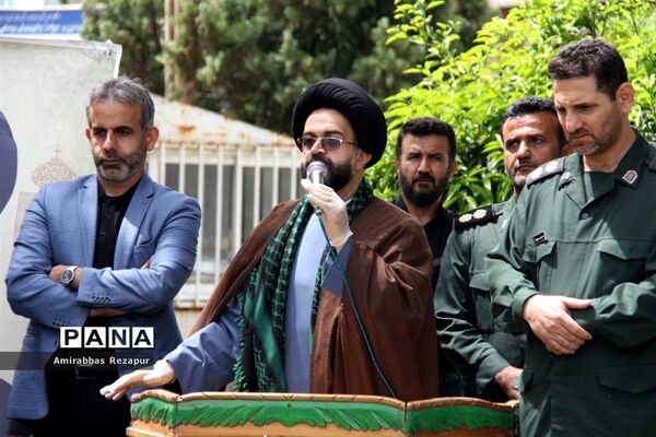 کاشت نهال به نیابت شهدای خان‌طومان در محمودآباد
