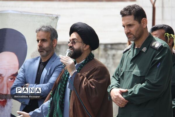 کاشت نهال به نیابت شهدای خان‌طومان در محمودآباد