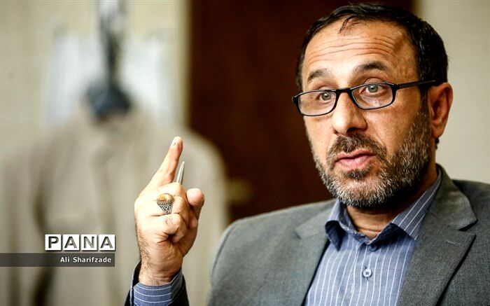 محمدزاده: در 3 سال اخیر سالانه حدود 200 هزار نفر بی‌سواد مطلق آموزش ‌دیده‌اند