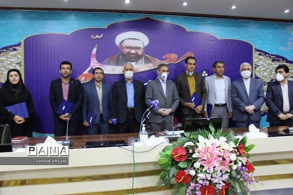 تجلیل از معلمان نمونه استان کهگیلویه و بویراحمد در جلسه  ویدئو کنفرانس رئیس جمهور