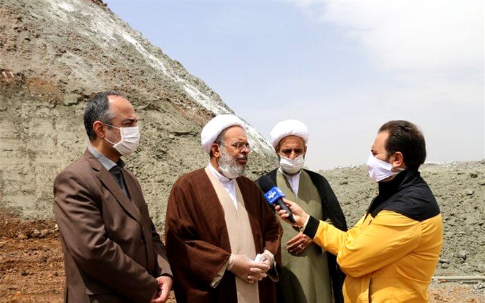 ایجاد دیواره‌های بتنی محل دپوی پسماند «روی» برای رفع مشکلات زیست محیطی  و نگرانیهای مردم زنجان