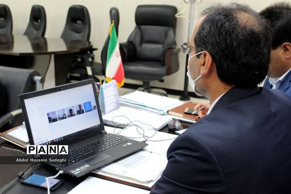 نشست ویدئو کنفرانس نمایندگان مجلس و مجامع دانش‌آموزی با معاون آموزش متوسطه آموزش و پرورش استان بوشهر