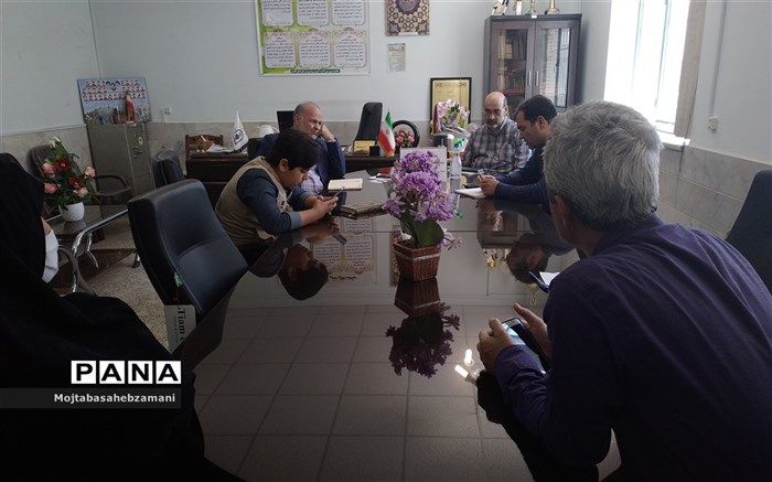 استفاده از دانش آموزان برگزیده مسابقات فرهنگی و هنری در کلاس های تابستانی