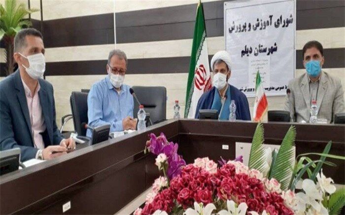 رشته‌های مرتبط با نفت در مدارس راه‌اندازی شود