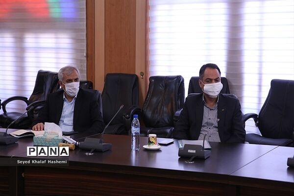 جلسه بررسی پروژه احداث پایگاه اورژانس هوایی بوشهر