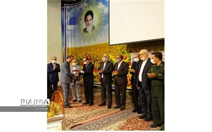 آیین تکریم و معارفه مدیر آموزش و پرورش منطقه 15