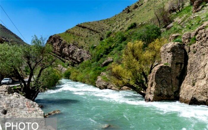 به رودخانه کرج نزدیک نشوید