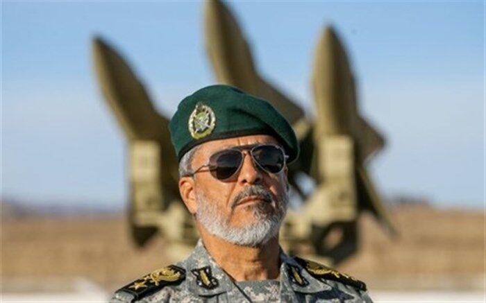 دریادار سیاری: شلیک موفق موشک‌ها نشانه پیشرفت‌ در ارتقای توان دفاعی است