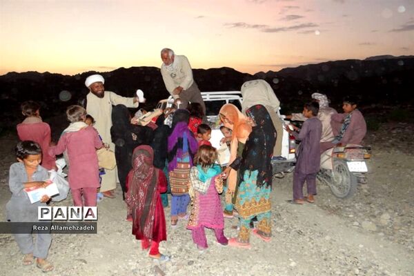 گروه جهادی ایثارگران بدون مرز استان بوشهر در بشاگرد روستای شمسون
